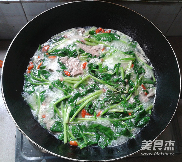 Spinach and Pork Liver Soup recipe