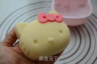 4 Inch Kitty Steamed Cake recipe