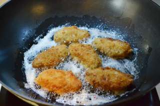 Crispy Fried Chicken Wings-mom No Longer Has to Worry about Me Going to Kfc recipe