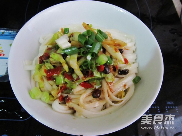 Lotus White Bean Sauce Noodles recipe