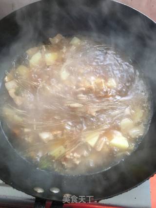 Potatoes and Pork Stewed Vermicelli recipe