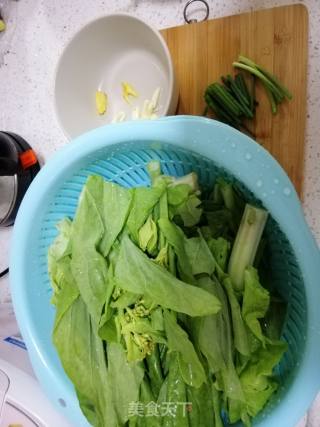 Stir-fried Cabbage Heart with Garlic recipe