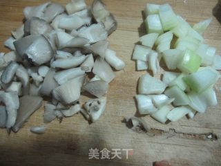 Potato Chicken Mushroom Braised Rice recipe