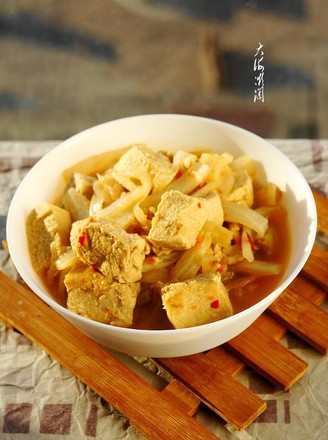 Frozen Tofu Stewed with Cabbage