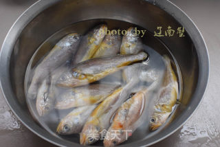 Braised Small Yellow Croaker with Watercress recipe