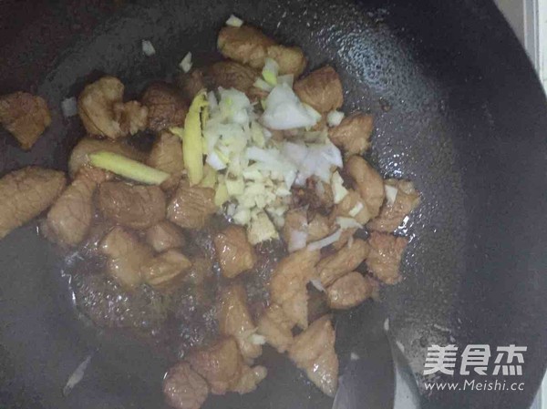 Mr. Yinuo's Braised Pork recipe