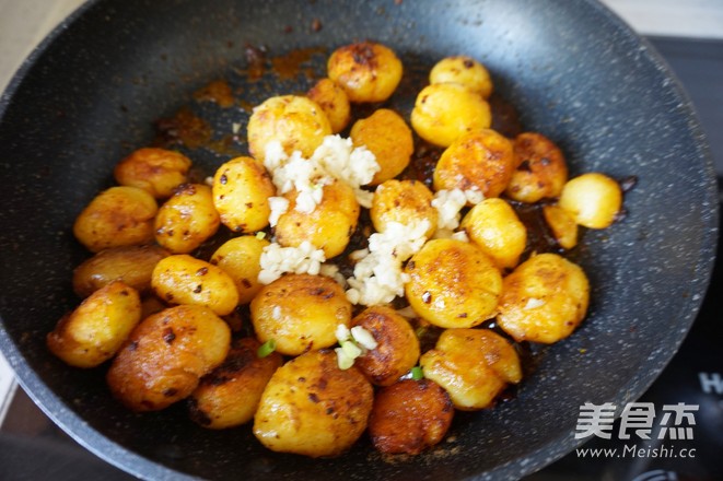 Garlic Baby Potatoes recipe