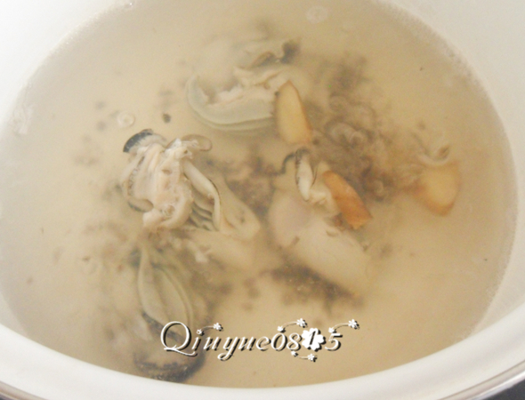 White Pepper Oyster Soup recipe