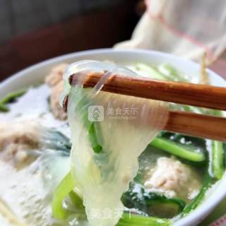 Vermicelli Soup with Spinach Meatballs recipe