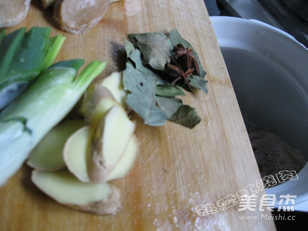 Big Bone Stewed Black Corn recipe