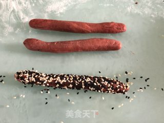 Red Bean Pork Floss with Red Grains and Soft European Buns recipe