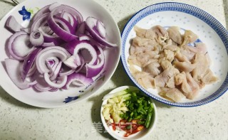 Fried Fish Maw with Onions recipe