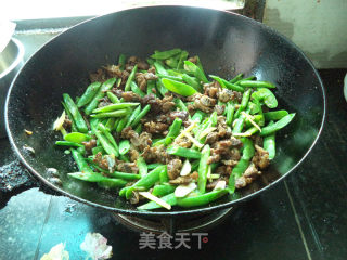 Fried Duck with String Beans recipe