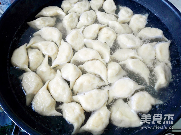 Sauerkraut Meat Dumplings recipe