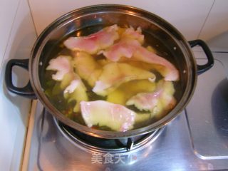 Sauerkraut Fish---sweet Dish for Office Workers recipe