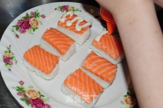 Japanese Style Fire-grilled Salmon Sushi recipe