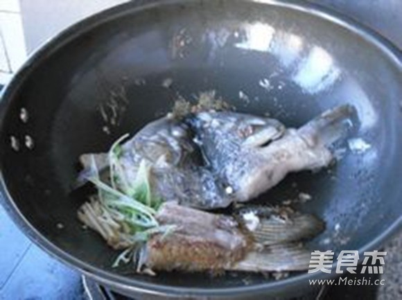 Fish Head Stewed Tofu recipe