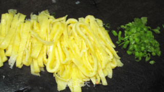 Fried Noodles with Fried Egg recipe