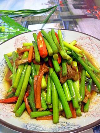 Stir-fried Shredded Pork with Garlic Moss recipe