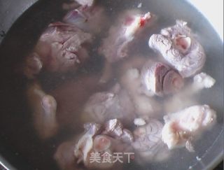 Stewed Lamb Bone with Radish recipe