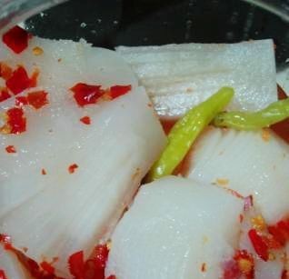 Refreshing Radish Kimchi recipe