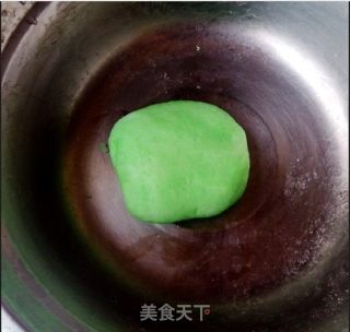 Yutu Colorful Snowy Mooncakes recipe