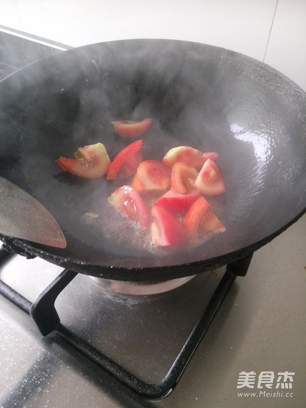 Stir-fried Lychee with Tomato recipe