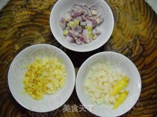 Diced Fish Noodles with Pickled Cabbage Sauce recipe