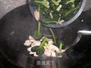 Like A Blooming Dark Green Chrysanthemum-----tasso Cauliflower, Mushrooms, Shredded Pork and Rice Cake Soup recipe