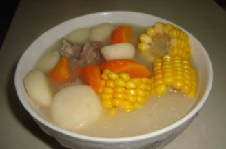 Mixed Vegetable Pork Bone Soup recipe