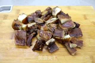 Steamed Taro with Cured Pig Face recipe