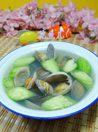 Loofah and Clam Soup recipe