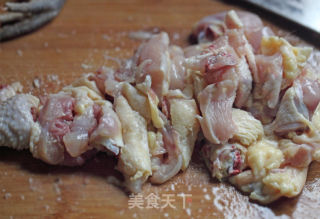 The Practice of Ganzhou Dishes with Three Cups of Chicken recipe