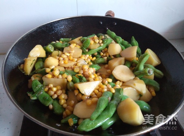 Bone Stewed Kidney Beans Potatoes Fresh Corn recipe