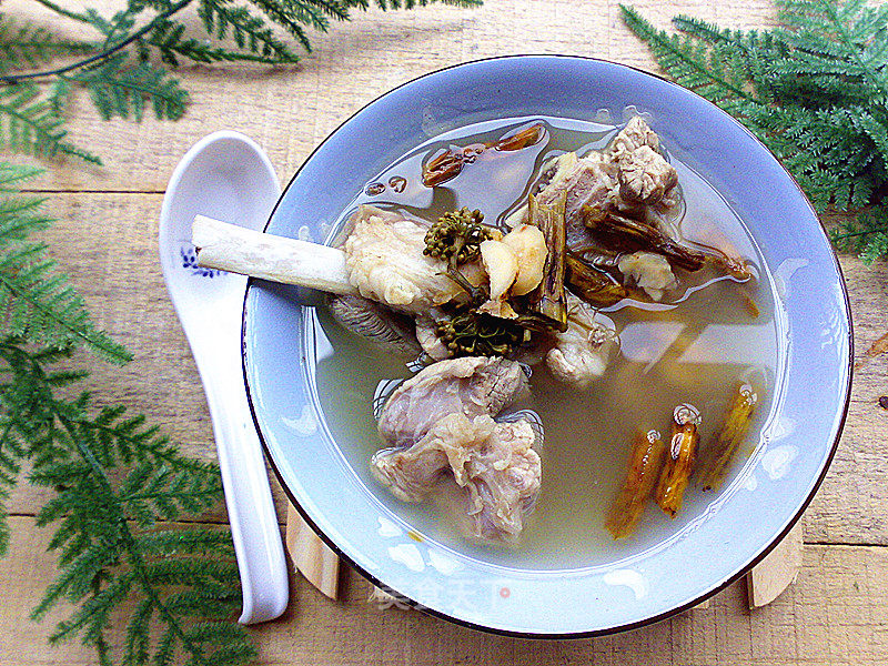 Dendrobium and Ginseng Pork Bone Soup recipe