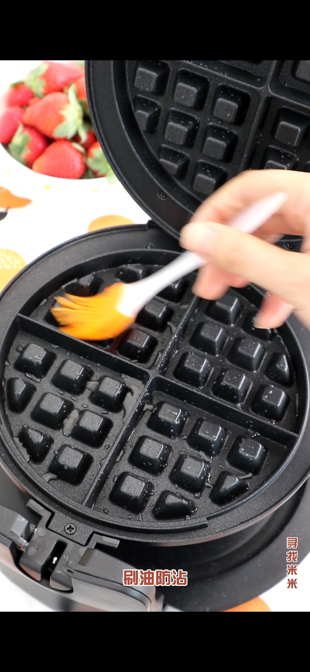 Fresh Fruit Waffles, Soft and Sweet, Simple and Delicious recipe