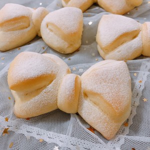 Soft Cute and Girly Heart 🎀 Bow Bread recipe