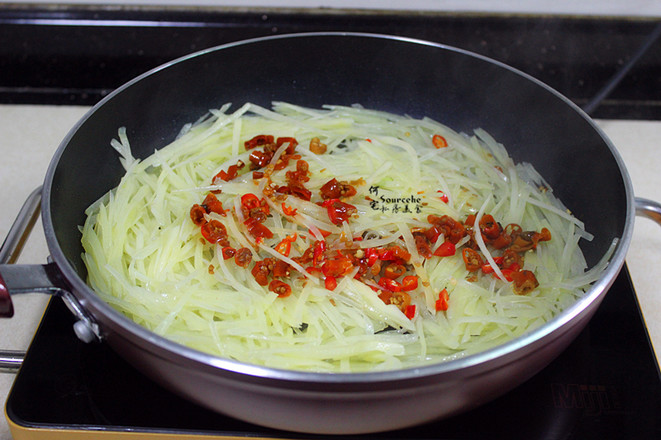 Pickled Pepper and Potato Shreds recipe