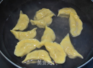 Noodle Press Fancy Pasta-pork Corn Dumplings recipe