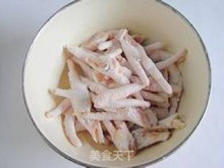 Rich Complex Delicacy-steamed Chicken Feet with Powder recipe