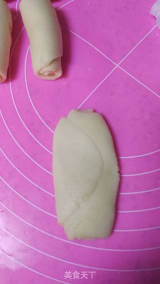 Su's Bean Paste and Egg Yolk Mooncake recipe