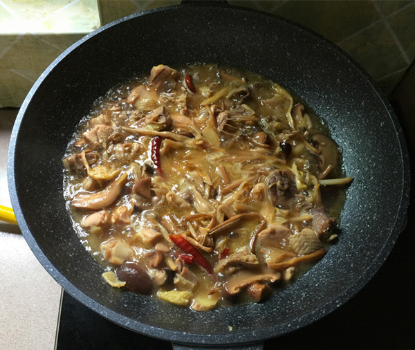 Braised Chicken with Daylily recipe