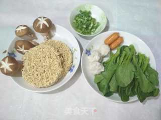 Mushroom Intestine Noodle recipe