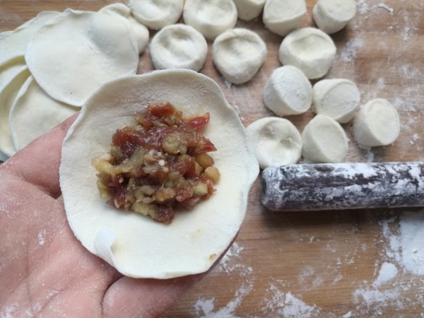 Dumplings Stuffed with Beef and Eggplant recipe