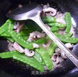 Snow Peas Fried in Hope recipe