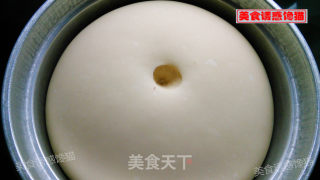 Golden Lotus Coconut Bread recipe