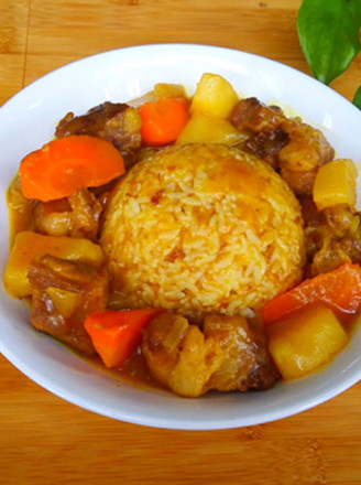 Stir-fried Rice Curry Beef Rice Topped with Rice recipe