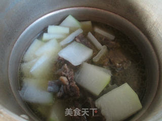 Steak Ribs and Winter Melon Soup recipe