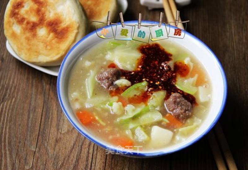 Meatball Hu Spicy Soup recipe