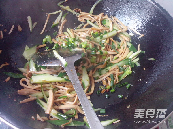 Cucumber Fried Bean Curd recipe